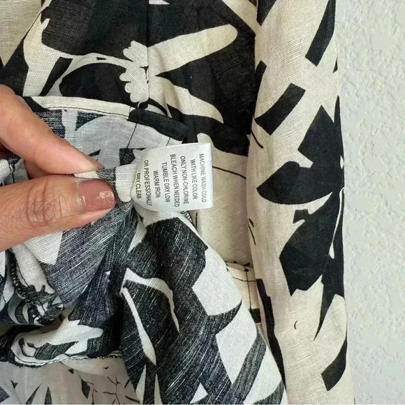 Harve Benard Woman's Black Beige Floral Linen Blend Button Up Blouse Size L - Picture 11 of 11